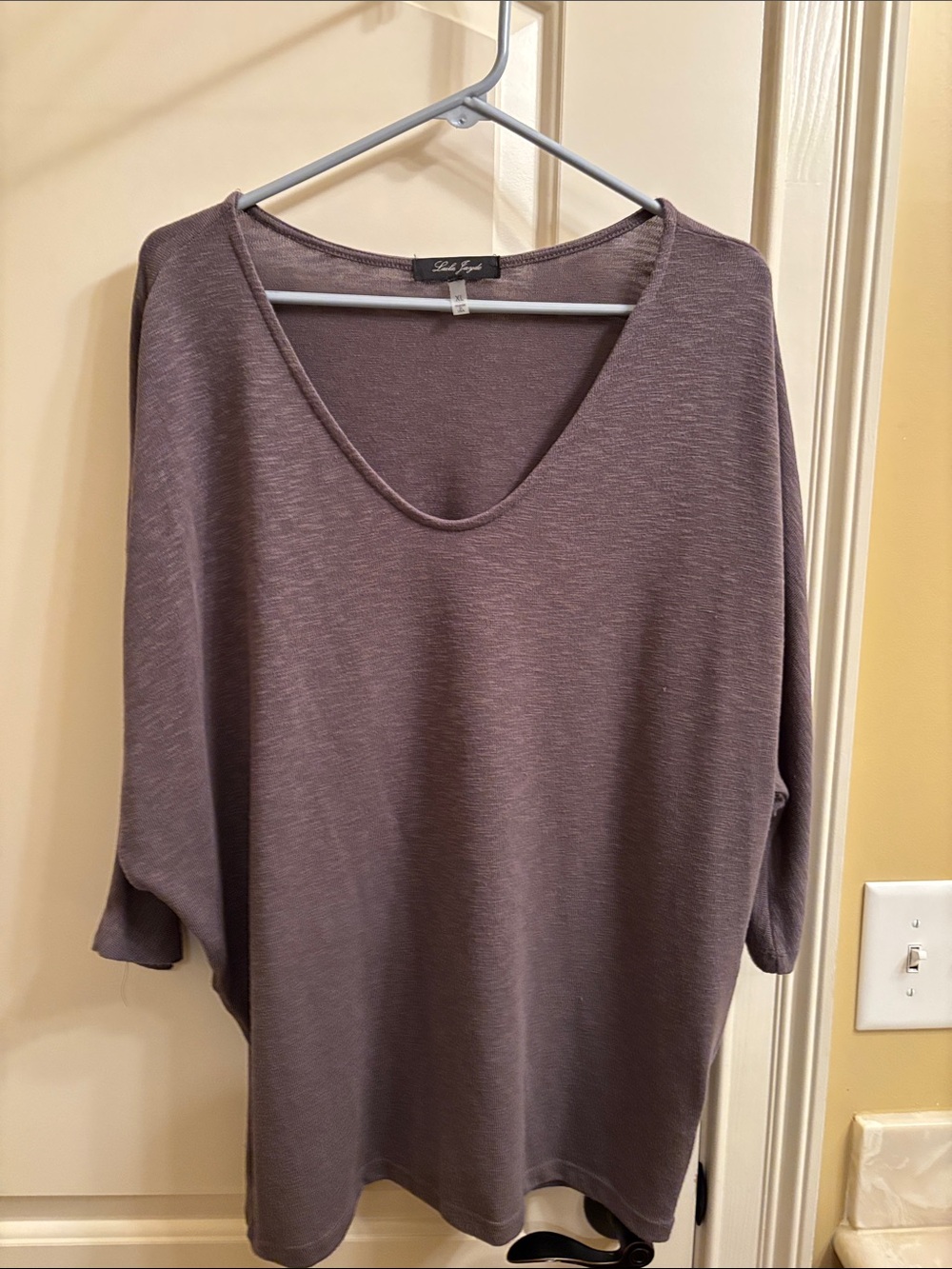 Laila Jayde Dusty Mauve V-Neck Batwing Tunic